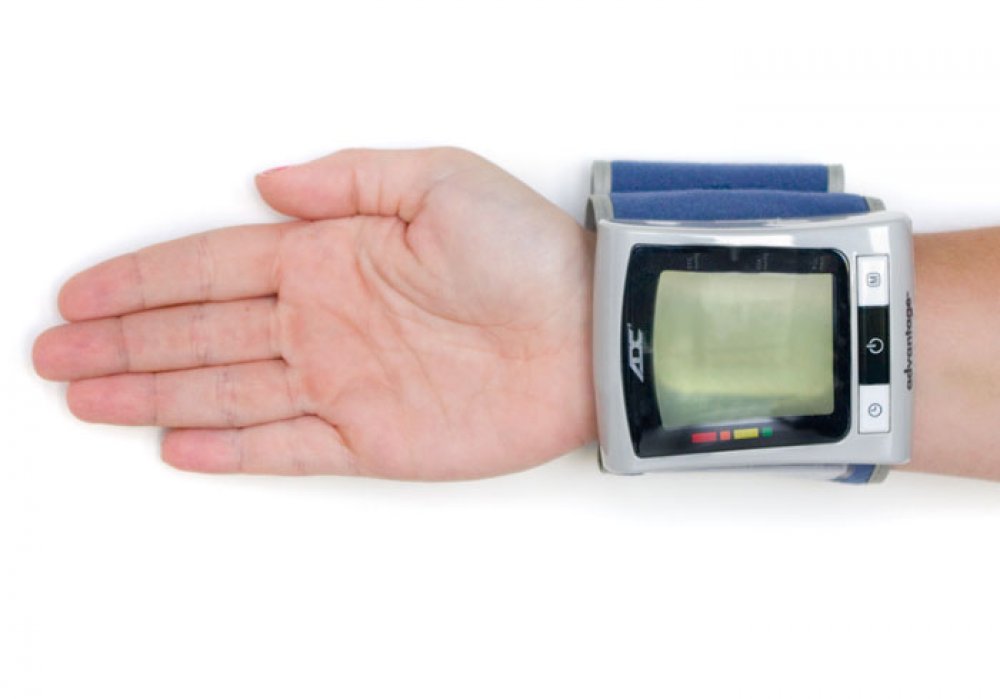 Advantage™ Ultra Wrist Digital BP Monitor